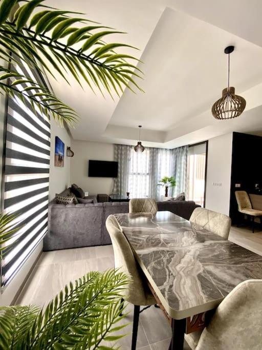 Luxurious Golf & Sea View Beach Apartment With Pool Access - Tamourrit, Taghazout Bay Ngoại thất bức ảnh